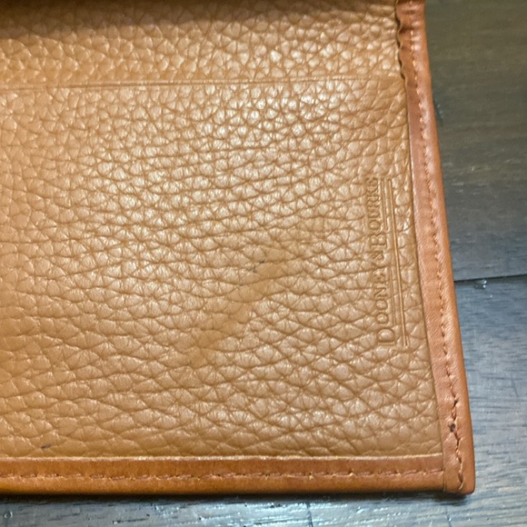 Downey & Bourke 1975 Pebble Grain Continental Clutch - Picture 5 of 17